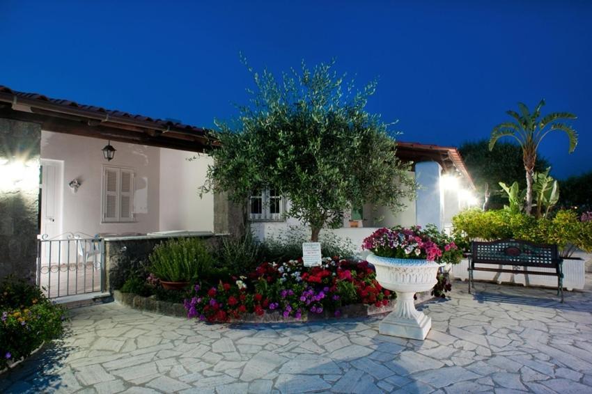 Residence Le Vigne Forio  Room photo